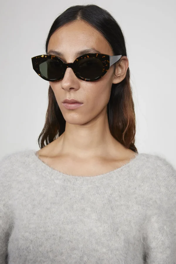ponza_sunglasses_rodebjer_3-1.webp Women Rodebjer Ponza Sunglasses