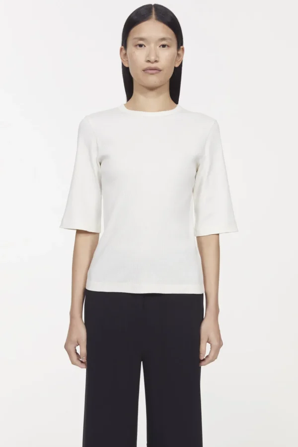 sprint_cotton_tshirt_rode_1-1.webp Women Rodebjer Sprint Cotton T-Shirt