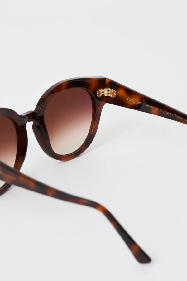 zanzibar_sunglasses_rodeb_2-2.webp Women Rodebjer Zanzibar Sunglasses